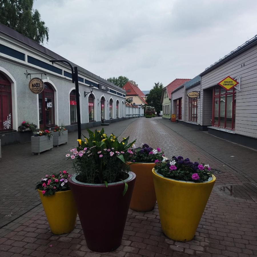 Ventspils Apartamenti Pie Ratslaukuma Exterior foto